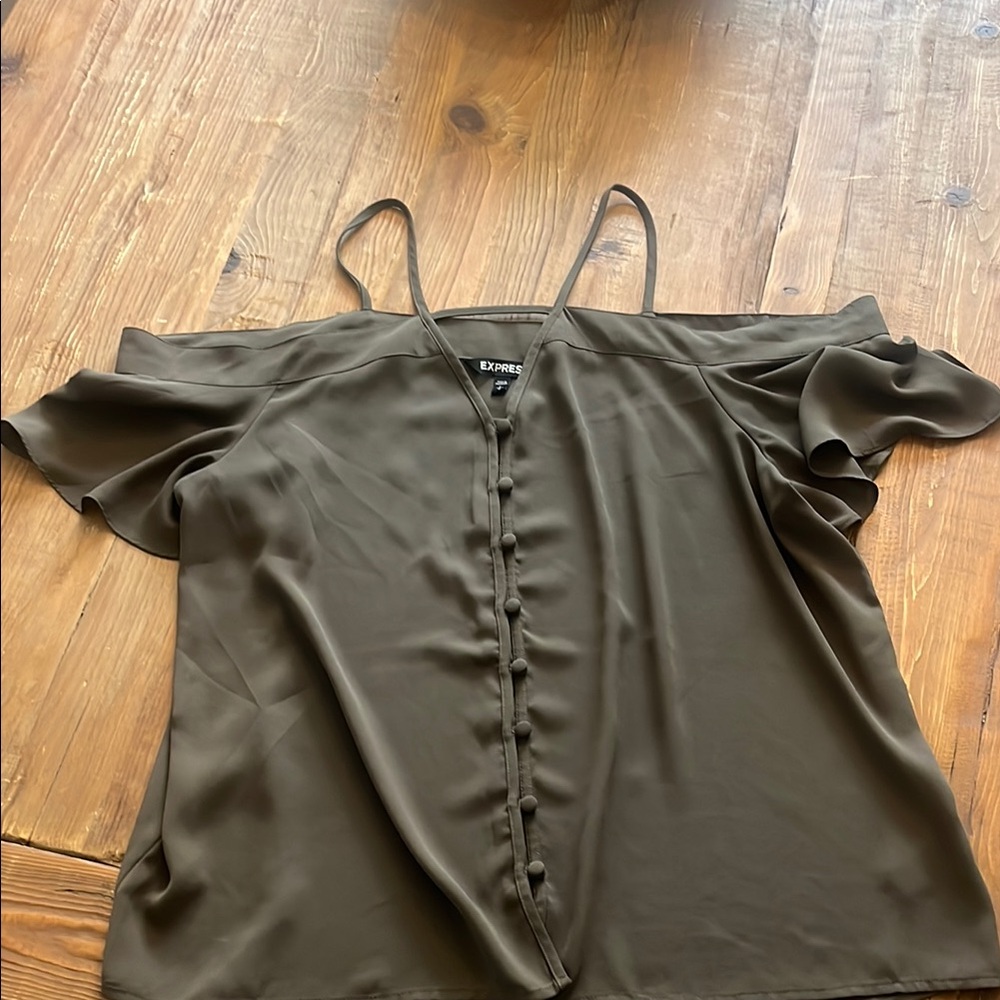 Express Green Buttoned Relaxed Blouse